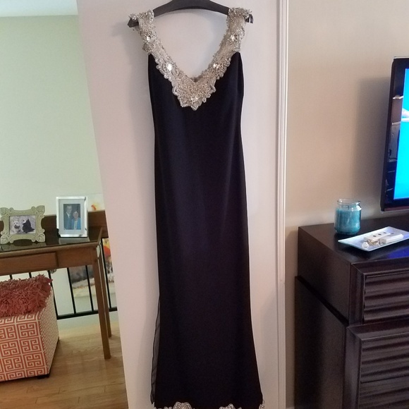 Tarik Ediz Couture Crystal Embellished Gown with Adjustable Train, Worn 1 Time! - Picture 5 of 7